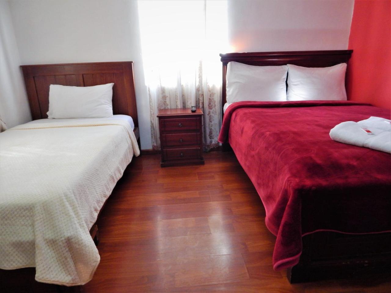 Hostal Imperial Quito Zewnętrze zdjęcie