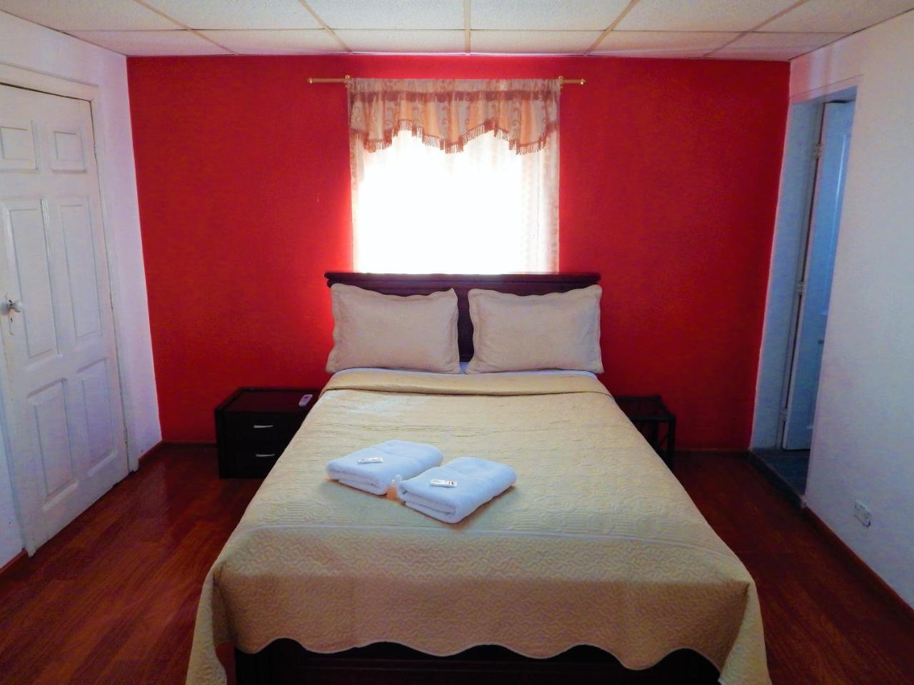 Hostal Imperial Quito Zewnętrze zdjęcie