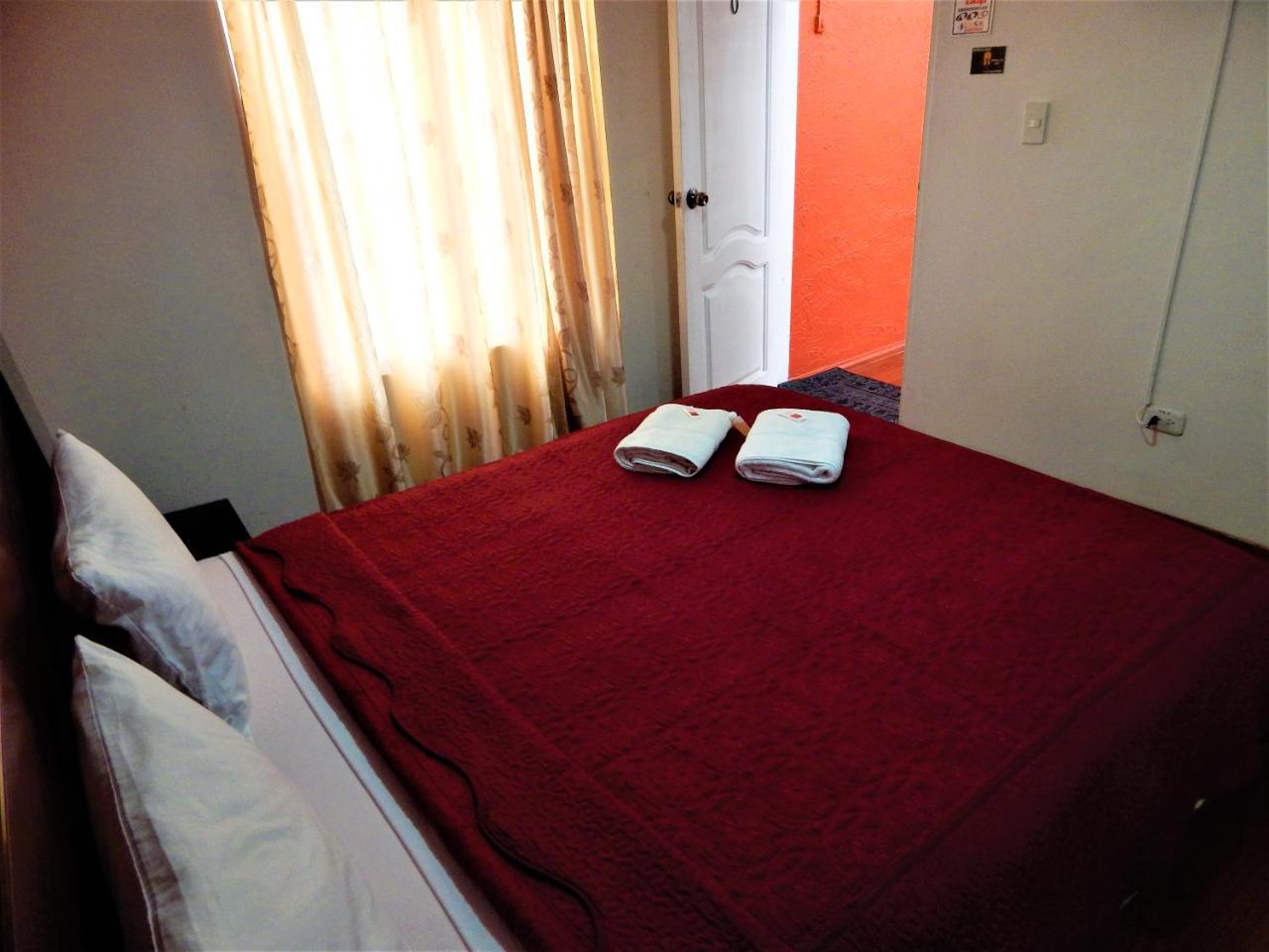 Hostal Imperial Quito Zewnętrze zdjęcie
