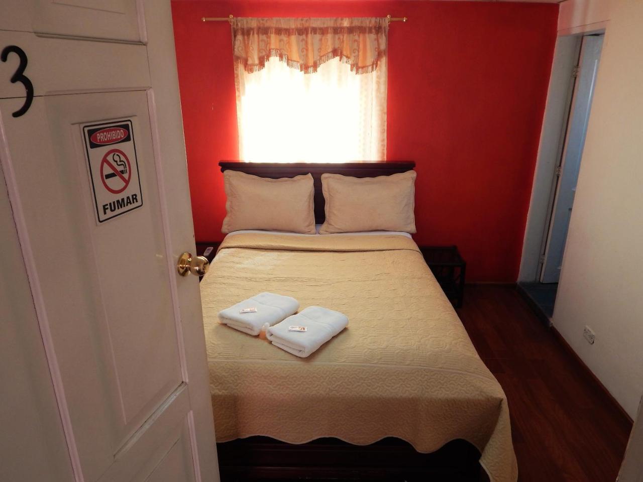 Hostal Imperial Quito Zewnętrze zdjęcie