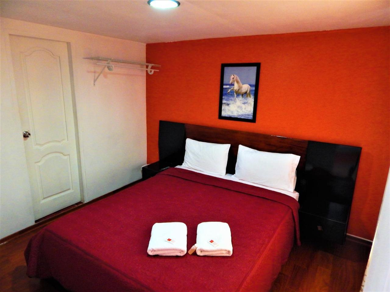 Hostal Imperial Quito Zewnętrze zdjęcie