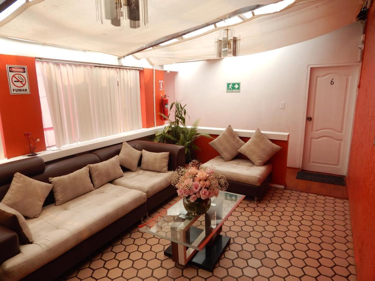 Hostal Imperial Quito Zewnętrze zdjęcie