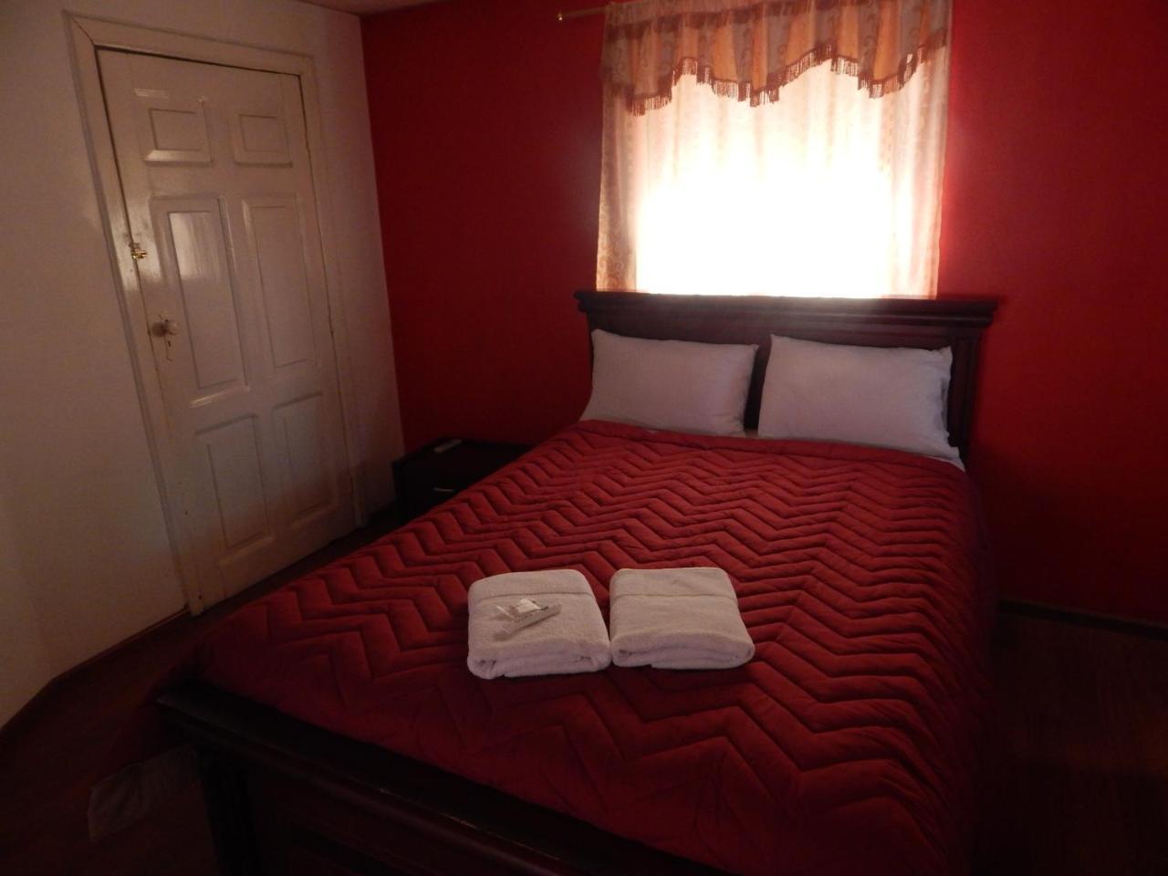 Hostal Imperial Quito Zewnętrze zdjęcie